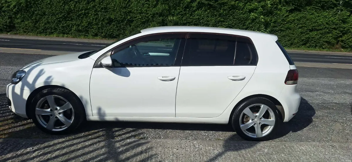 Volkswagen Golf 1.4 TSI DSG HIGHLINE - Image 4