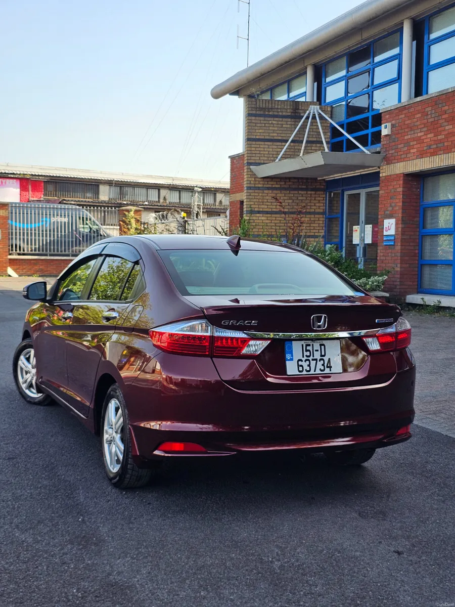 Honda Grace Hybrid Automatic - Image 4