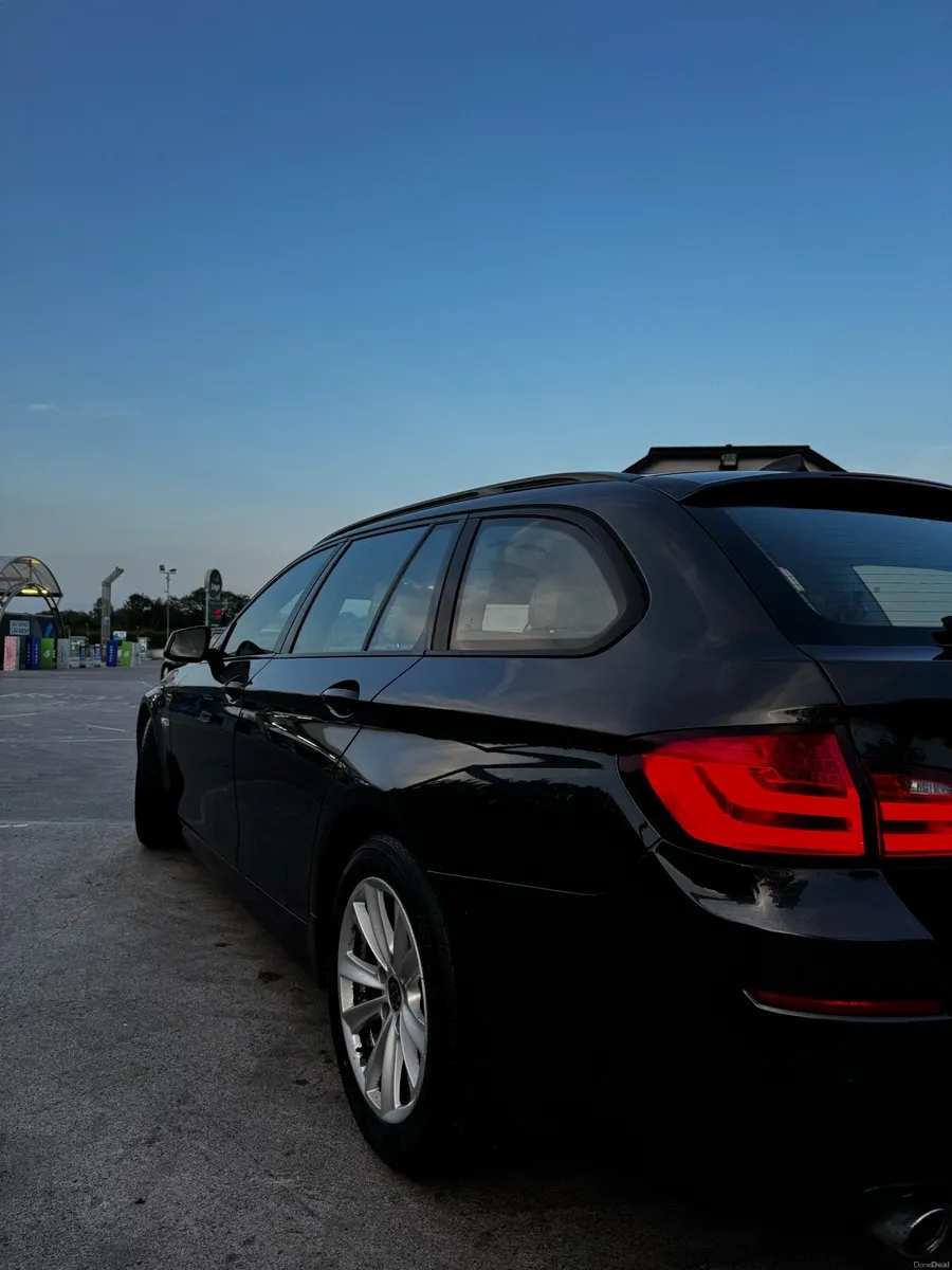 BMW 520D F11 2013 - Image 2