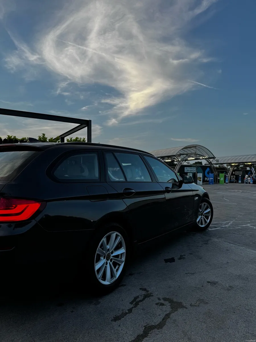 BMW 520D F11 2013 - Image 4