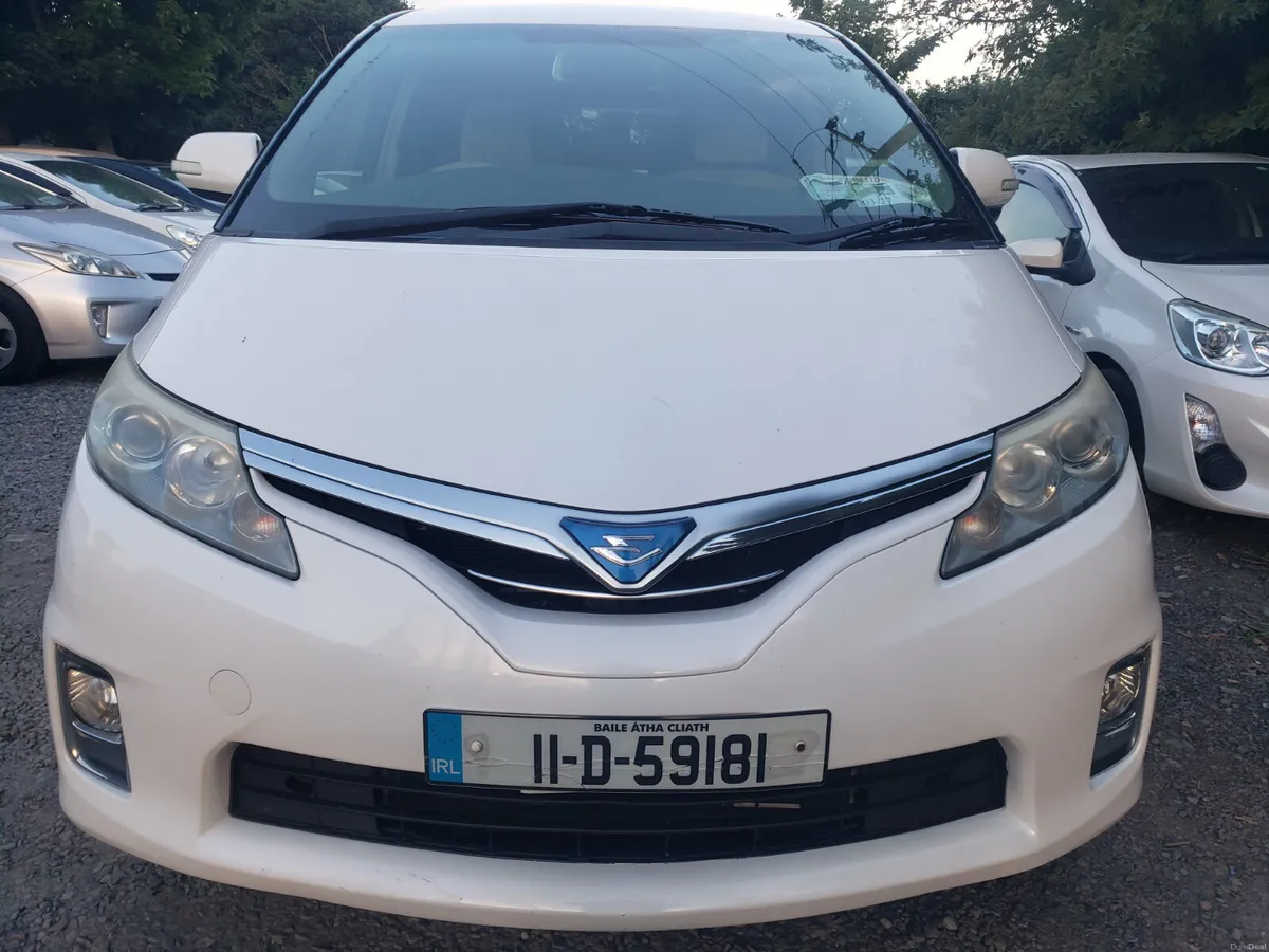 Toyota Estima 2011 - Image 1
