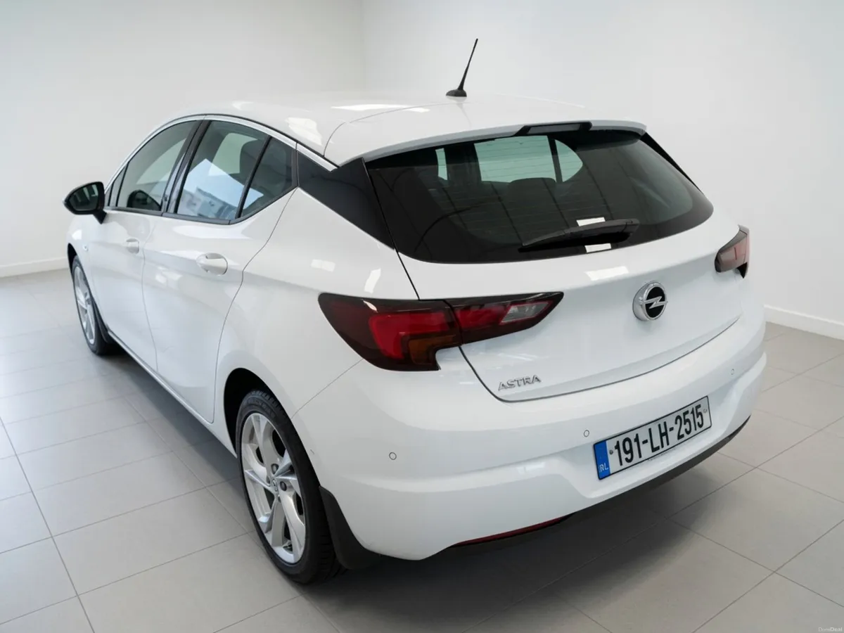 Vauxhall Astra 2019 - Image 2