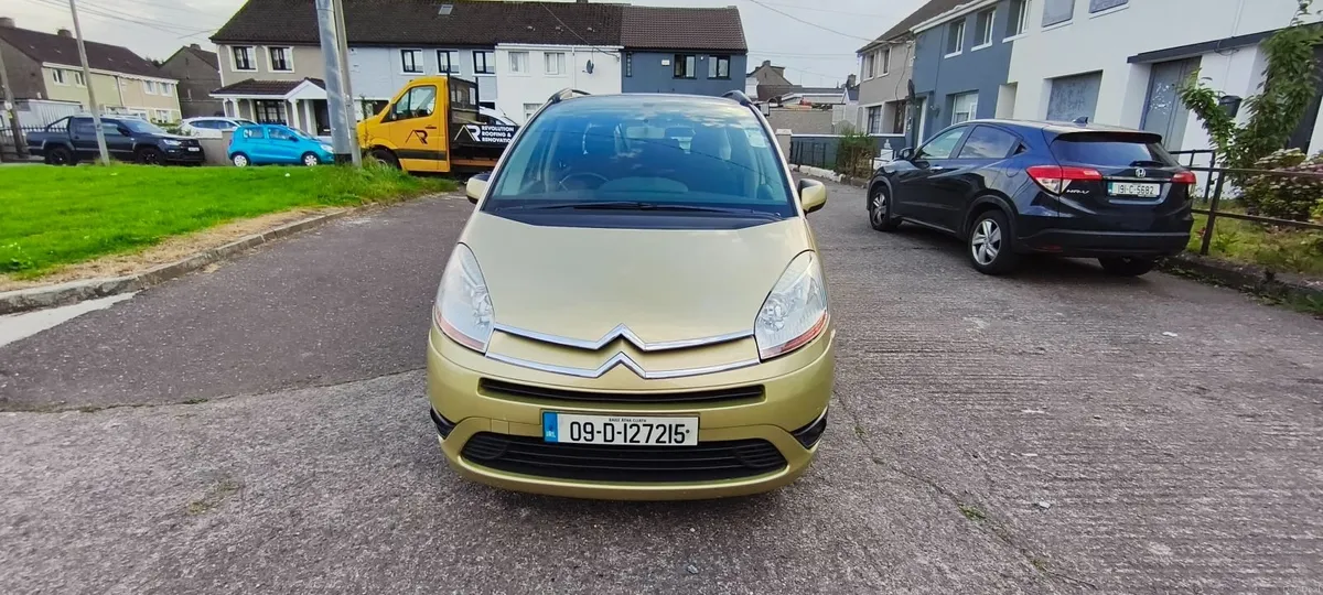 Citroen Grand C4 Picasso 2009 Automatic - Image 1