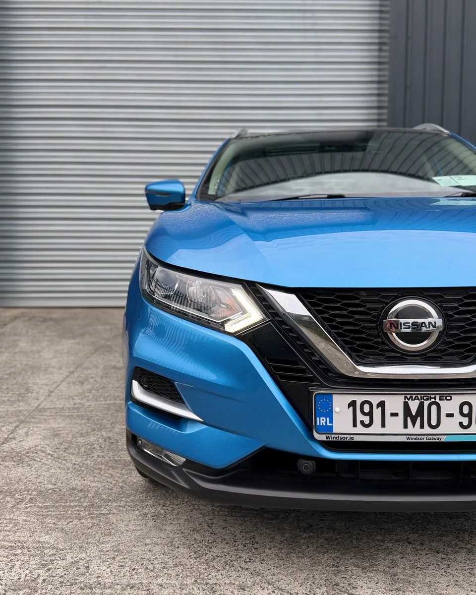 2019 (191) Nissan Quashqai SV Sunroof - Image 3