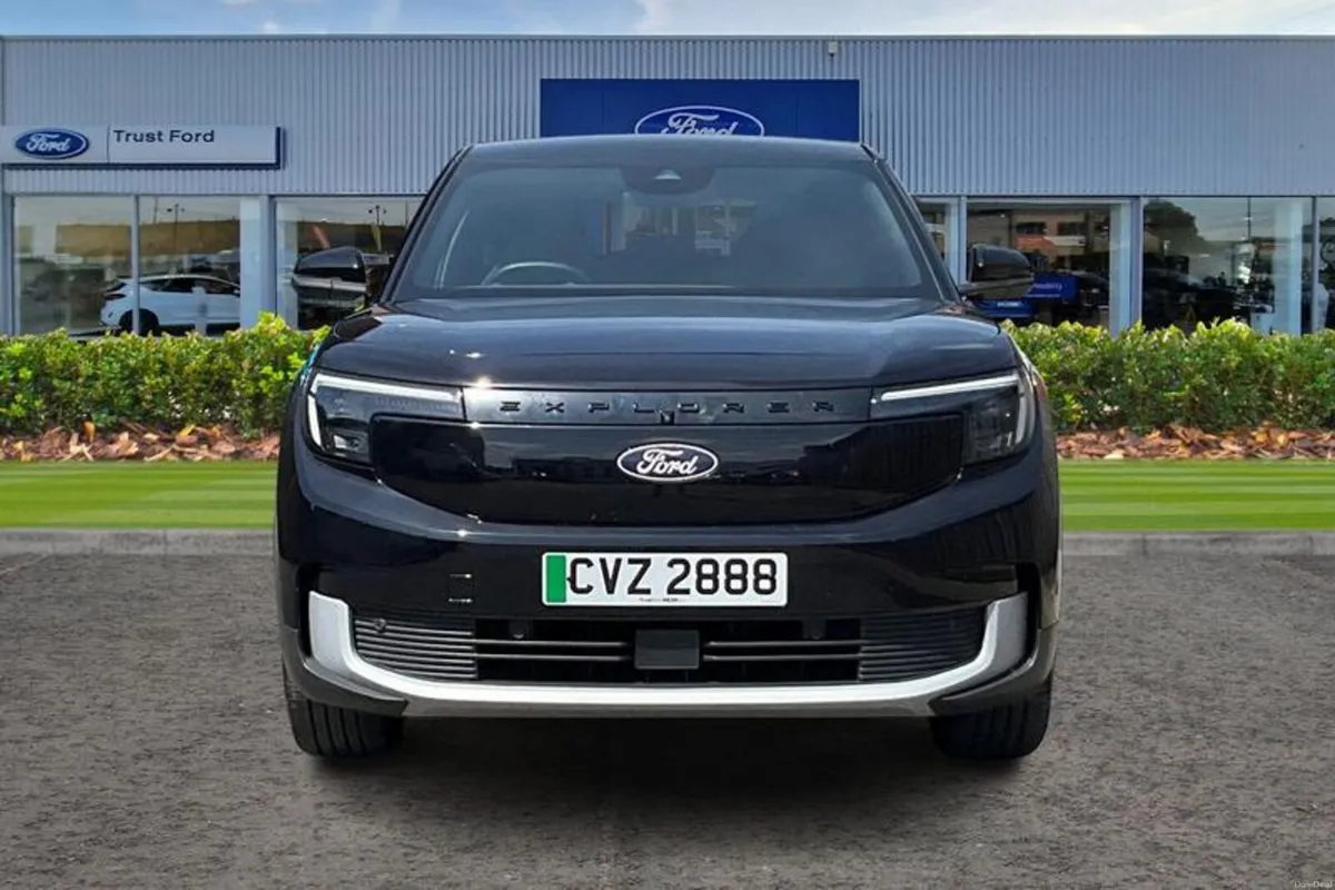 Ford Explorer Extended Range 77kWh Premium SUV 5dr - Image 6