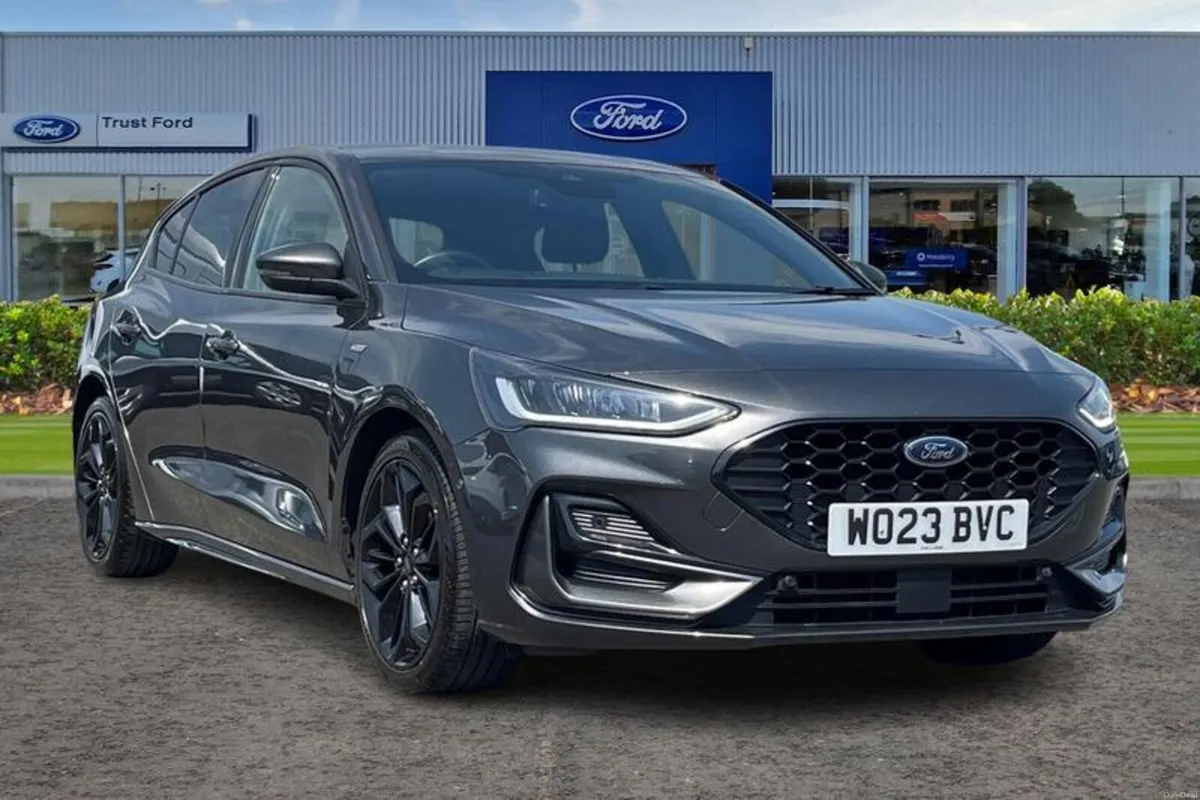 Ford Focus ST-Line X - Image 1