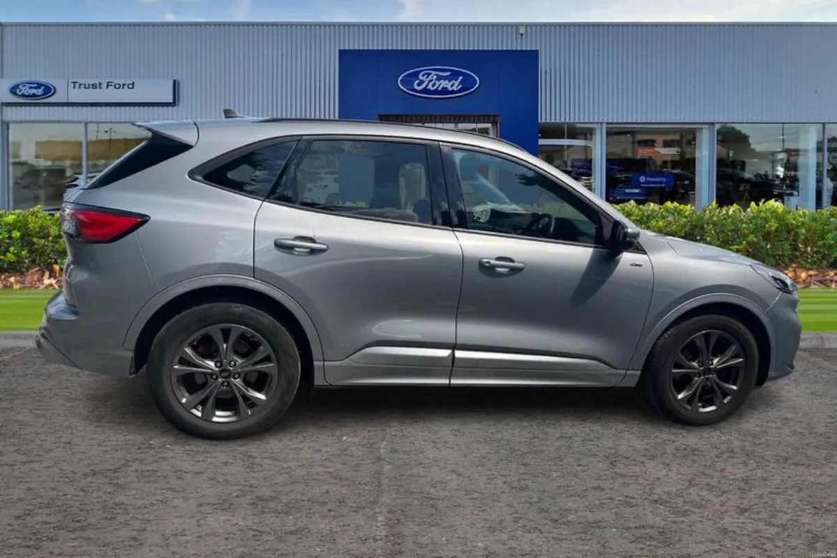 Ford Kuga ST-Line Edition - Image 3