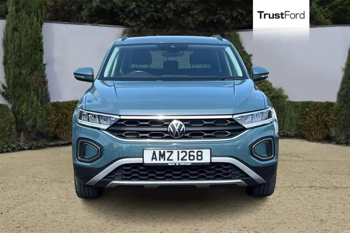 Volkswagen T-Roc 1.0 TSI Life 5dr - Image 6