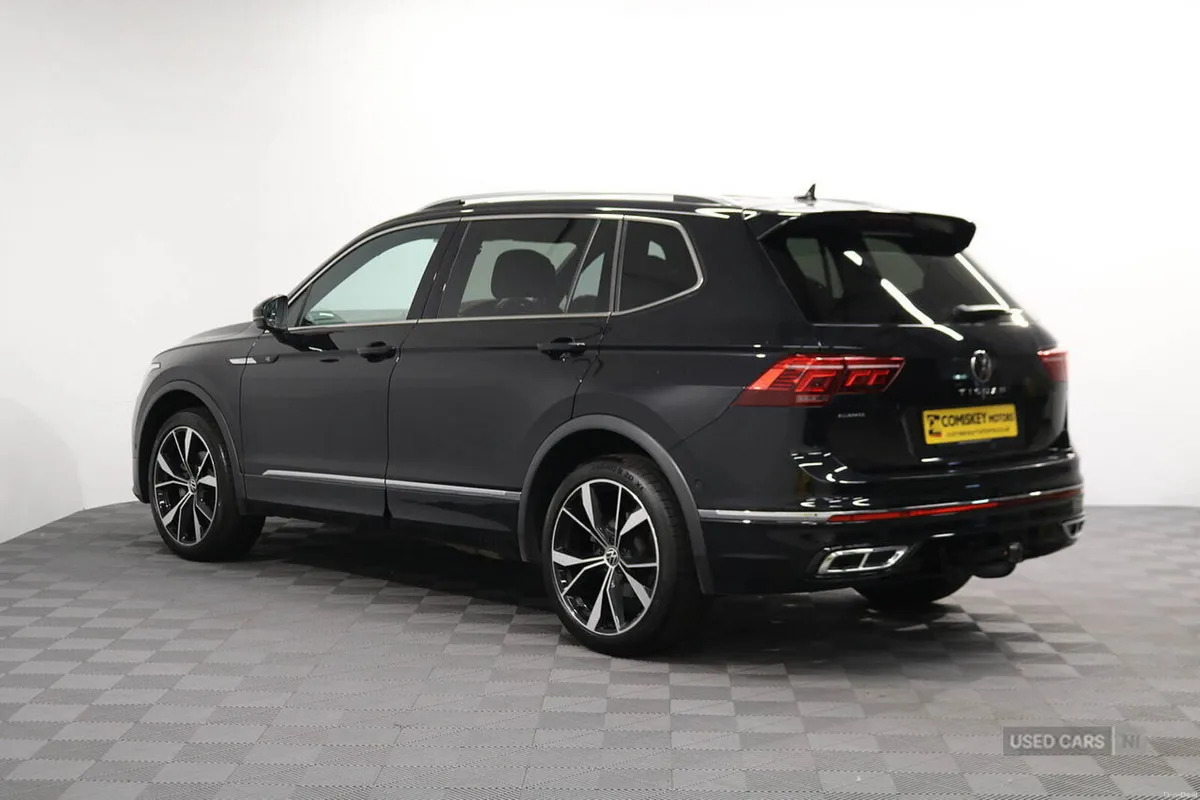 Volkswagen Tiguan Allspace TDI R-Line - Image 4