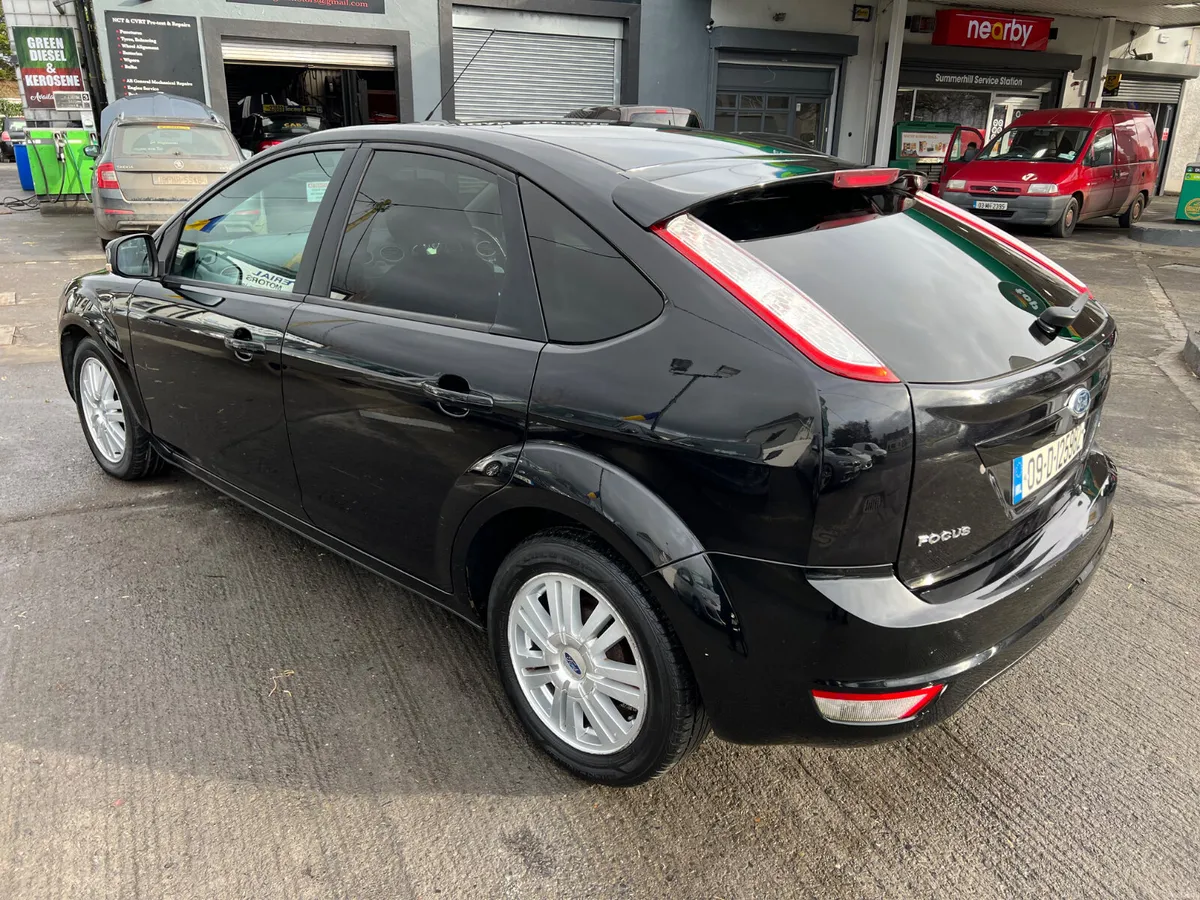 Ford Focus 2009 1.6 TDCi 90 PS Zetec - Image 3