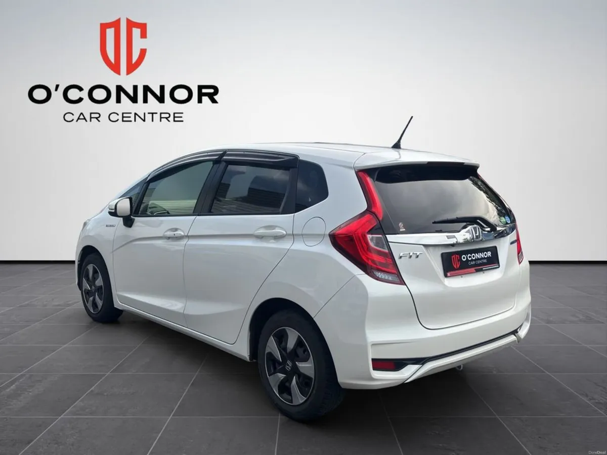 Honda Fit Small on the road, massive where it matt - Image 4
