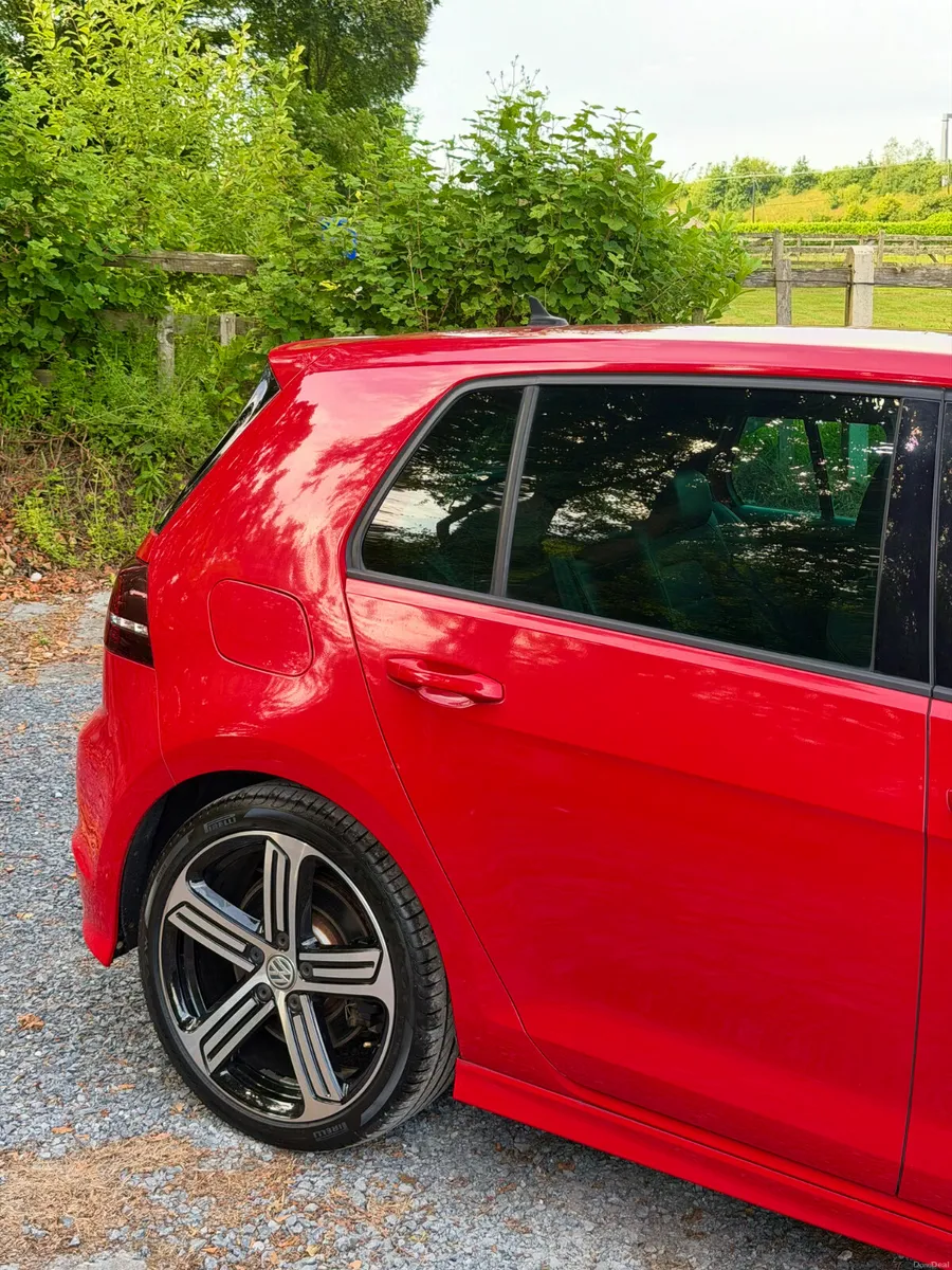 Volkswagen Golf R | 2017 |13,000 KM | 4 MOT AWD | - Image 5