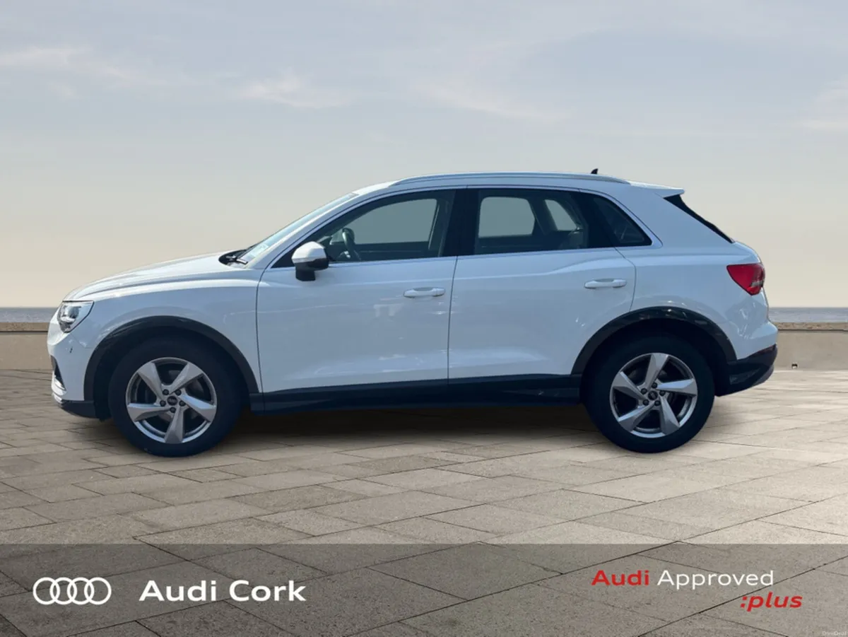 Audi Q3 2.0 35TDI 150BHP SE AUTOMATIC WITH COMFORT - Image 4