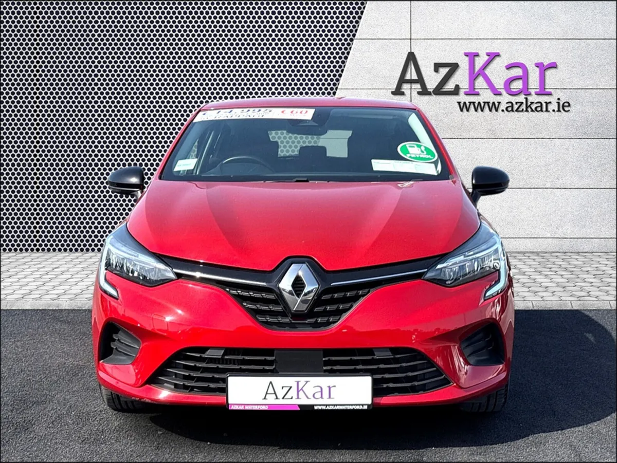 Renault Clio 2023 EQUILIBRE 1.0 PETROL 5DR €74 P/W - Image 2