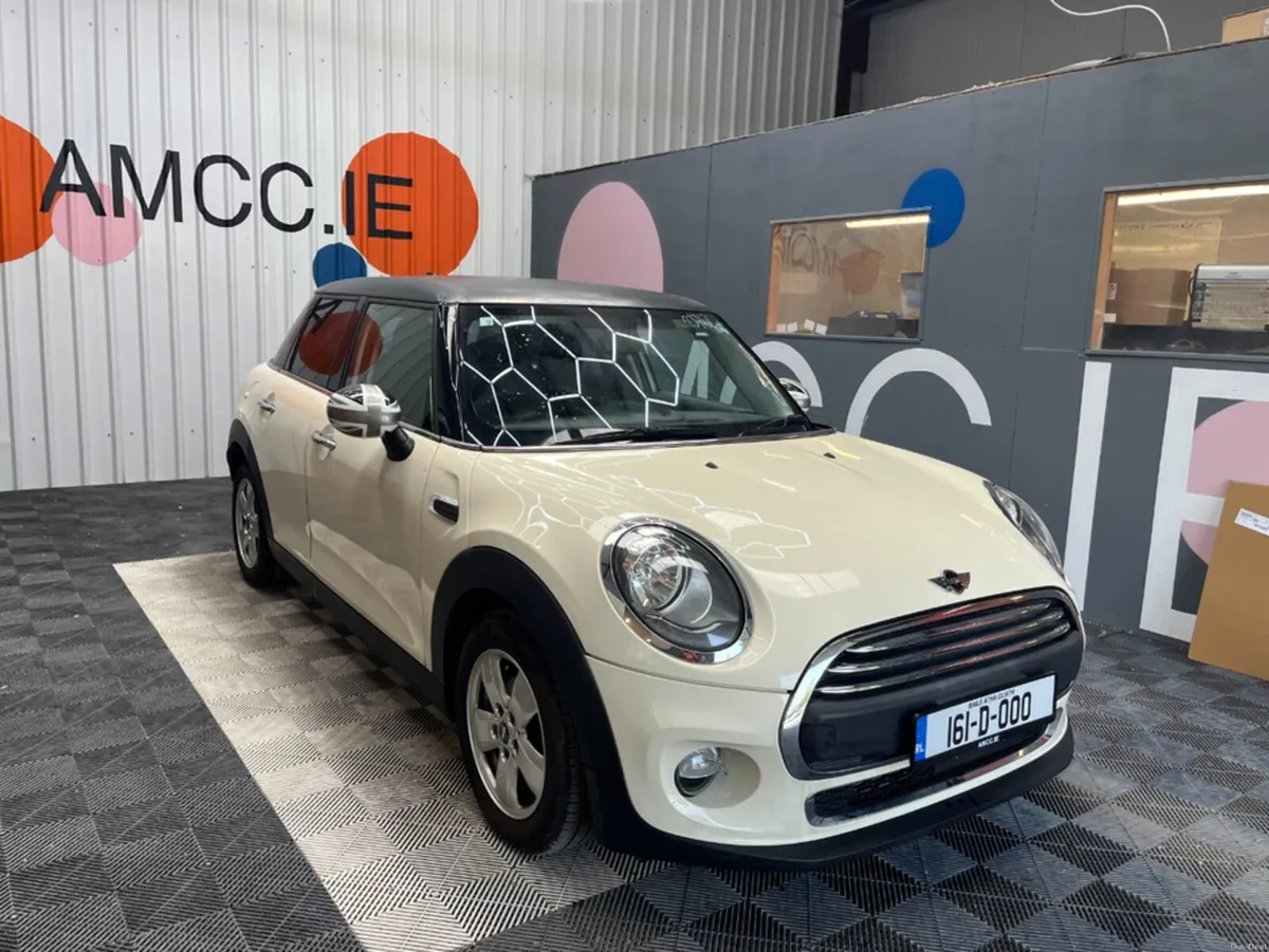 Mini Cooper 2016 MINI COOPER 1.2 AUTOMATIC / CRUIS - Image 1