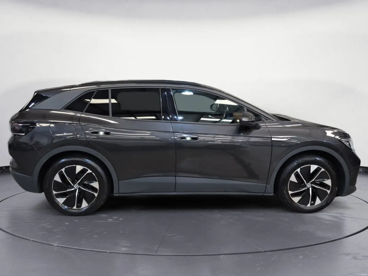 Volkswagen ID.4 PURE 109 K STYLE 52KWH 148HP 5DR A - Image 4