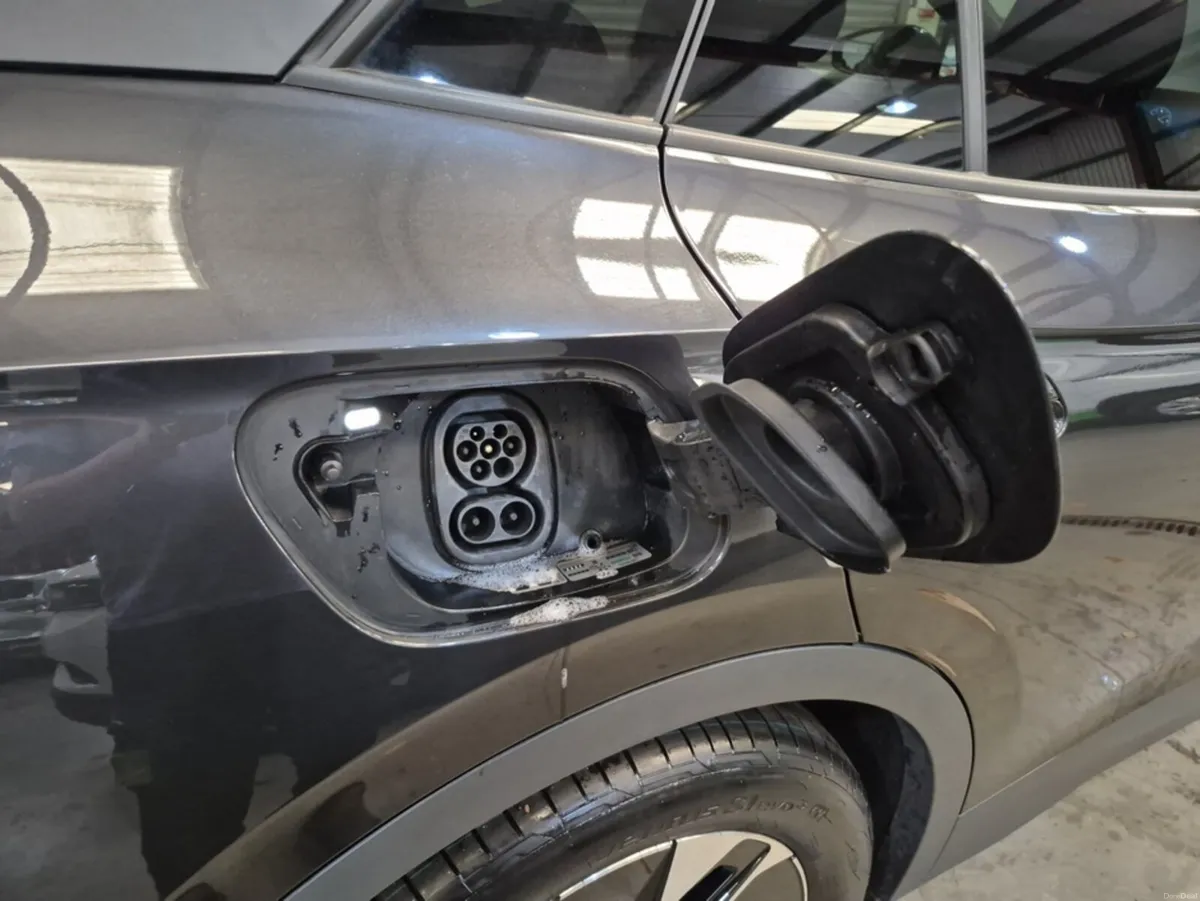 Volkswagen ID.4 PURE 109 K STYLE 52KWH 148HP 5DR A - Image 6