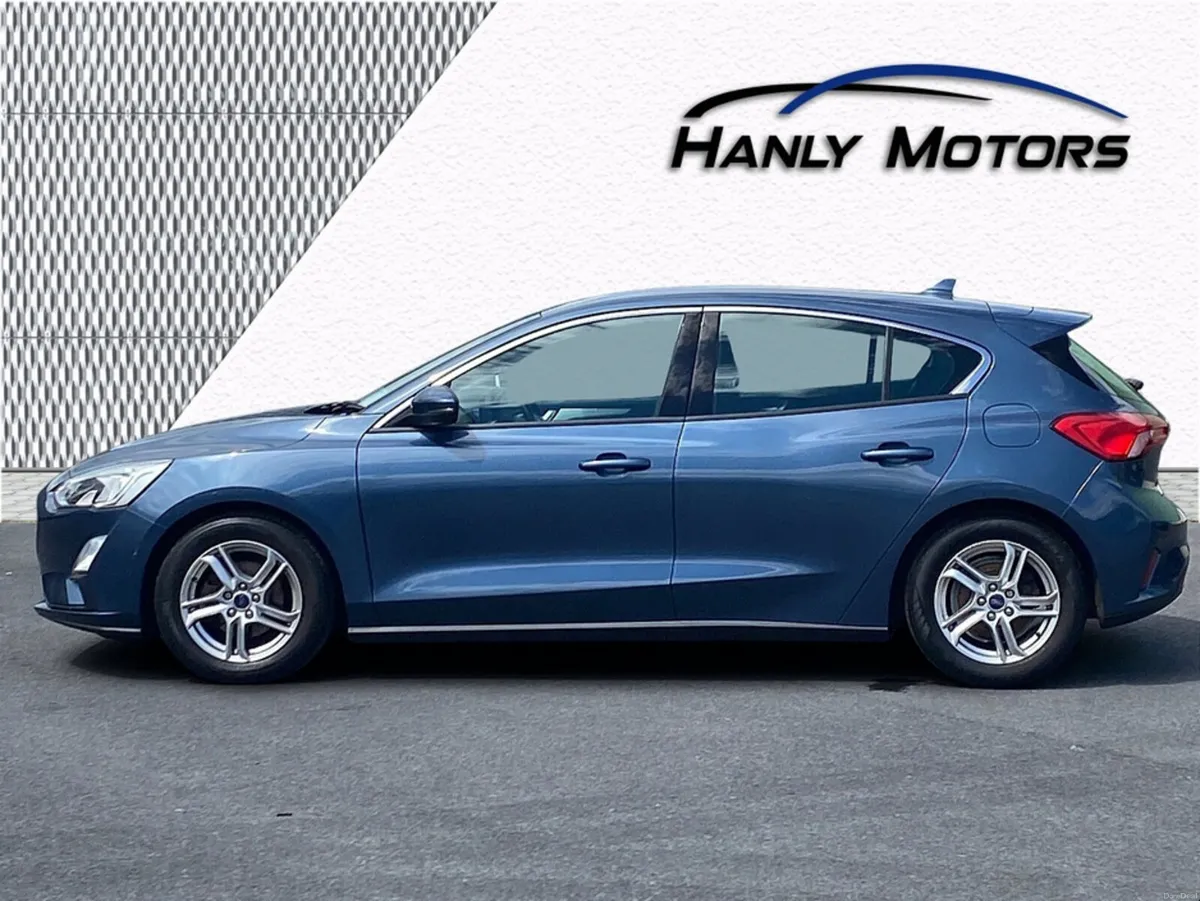 Ford Focus 1.0T ZETEC 5DR T ECOBOOST 100PS 1.0 - Image 5