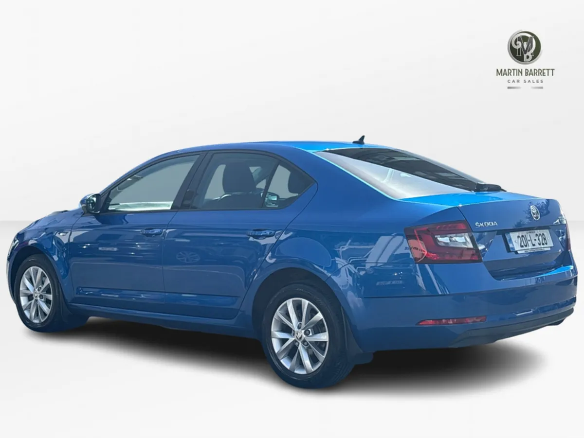 Skoda Octavia SOL 1.6 TDI 115HP DSG 4 4DR AUTO - Image 3