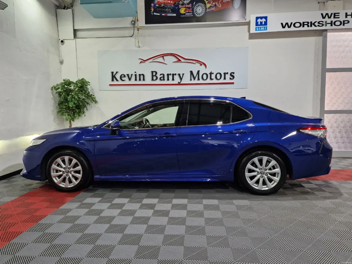 Toyota Camry 2.5 HYBRID WS AUTOMATIC **TOP SPEC / - Image 5