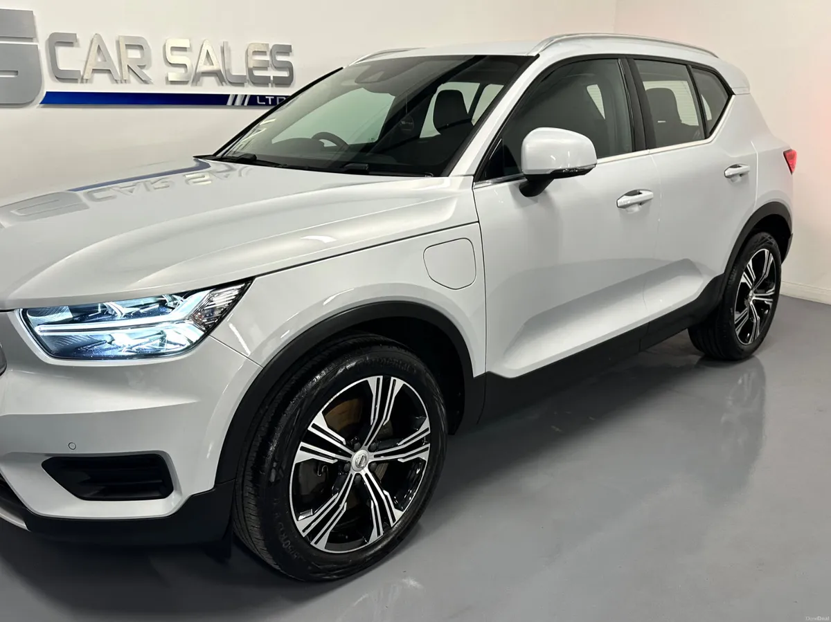 2022 Volvo XC40 1.5 T5 Recharge Inscription - Image 5