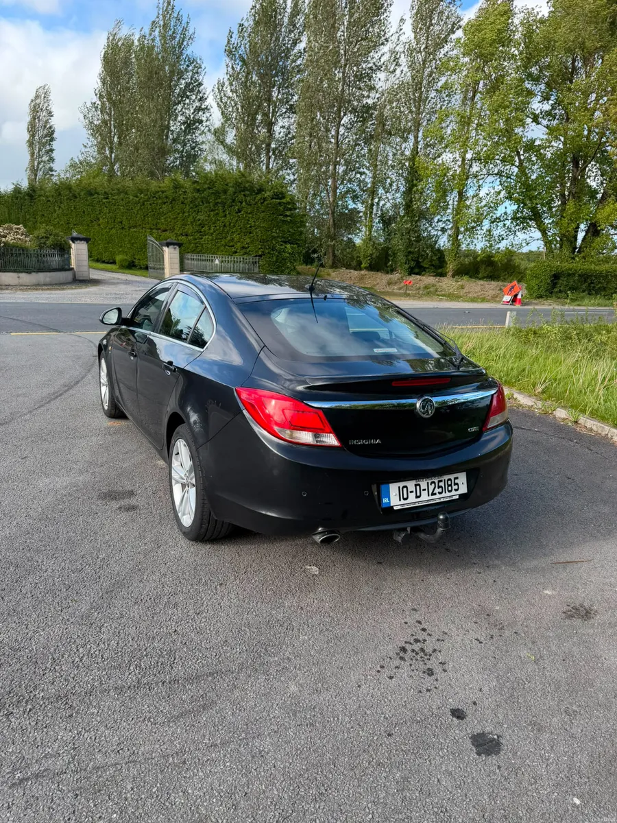 Vauxhall Insignia 2010 Fully serviced - Image 3