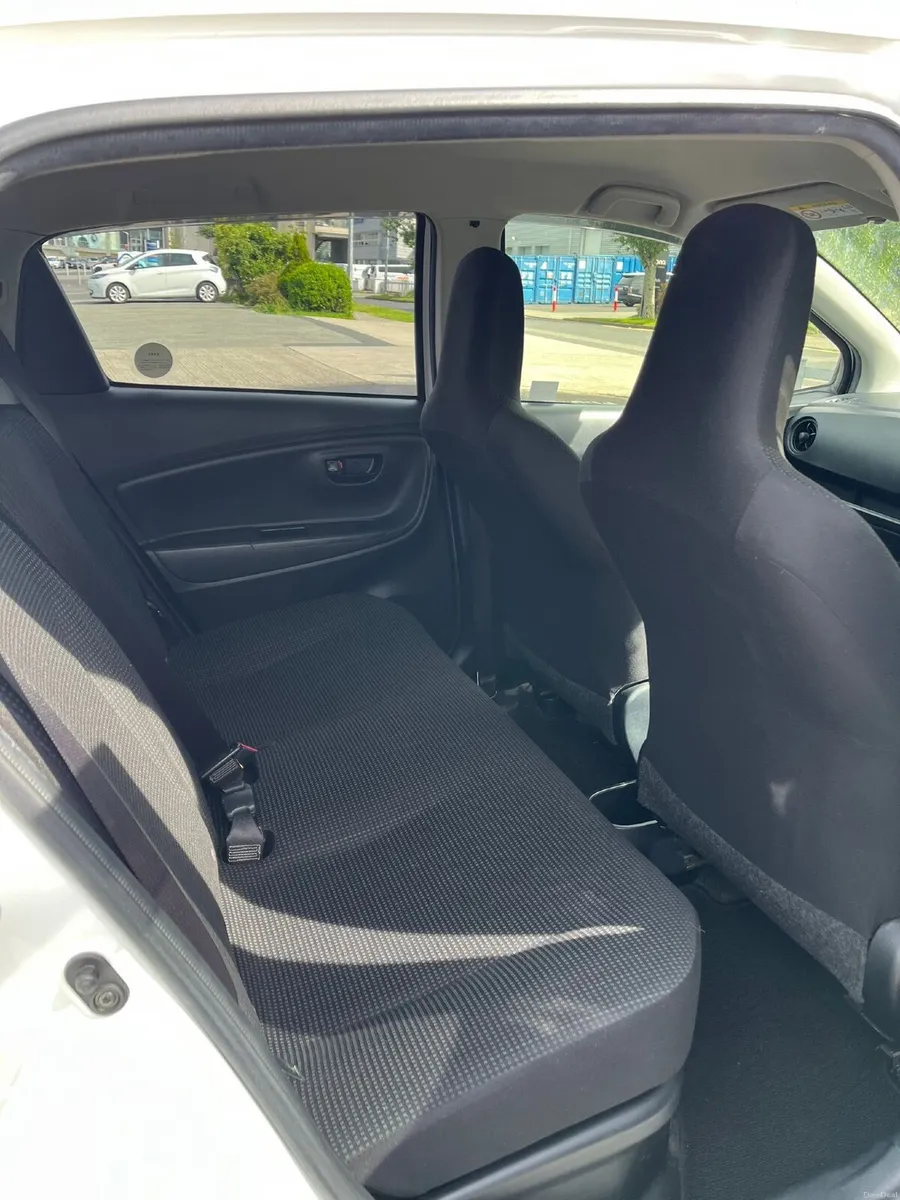 Toyota Vitz 2018 for sale (open to negotiation) - Image 3