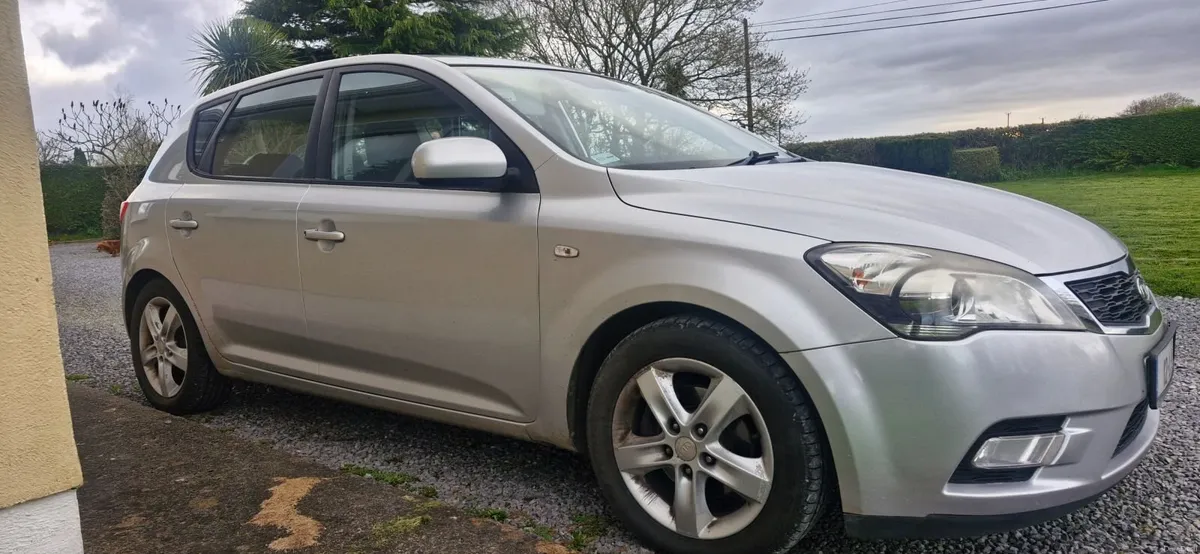 Kia Ceed 2012 - Image 4