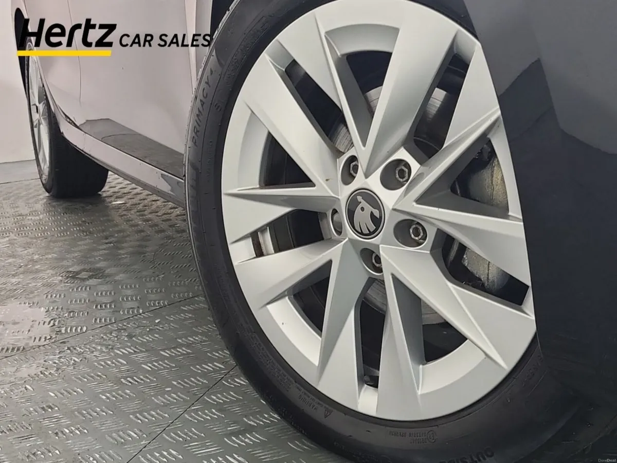 Skoda Octavia WARRANTY TILL JULY 2028! 2.0TDI! - Image 6