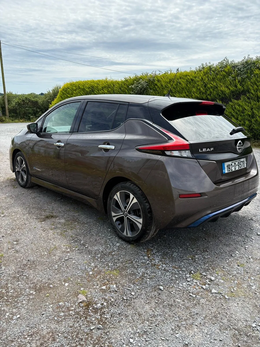 2019 Nissan Leaf SV Premium – Cold Pack – 40hWh - Image 4