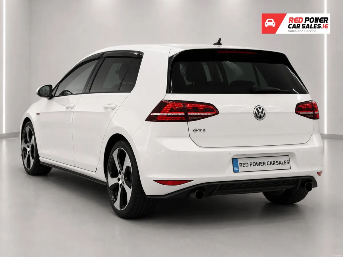 2015 VOLKSWAGEN GOLF GTI 2.0 TSI DSG AUTO - Image 4