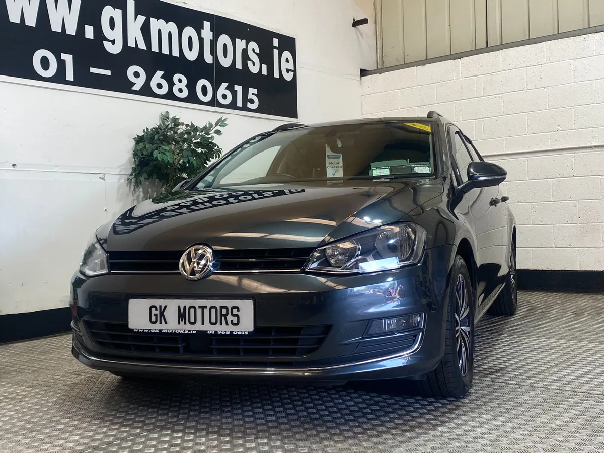 Volkswagen Golf 2017///PAN ROOF//SAT NAV/FINANCE - Image 3
