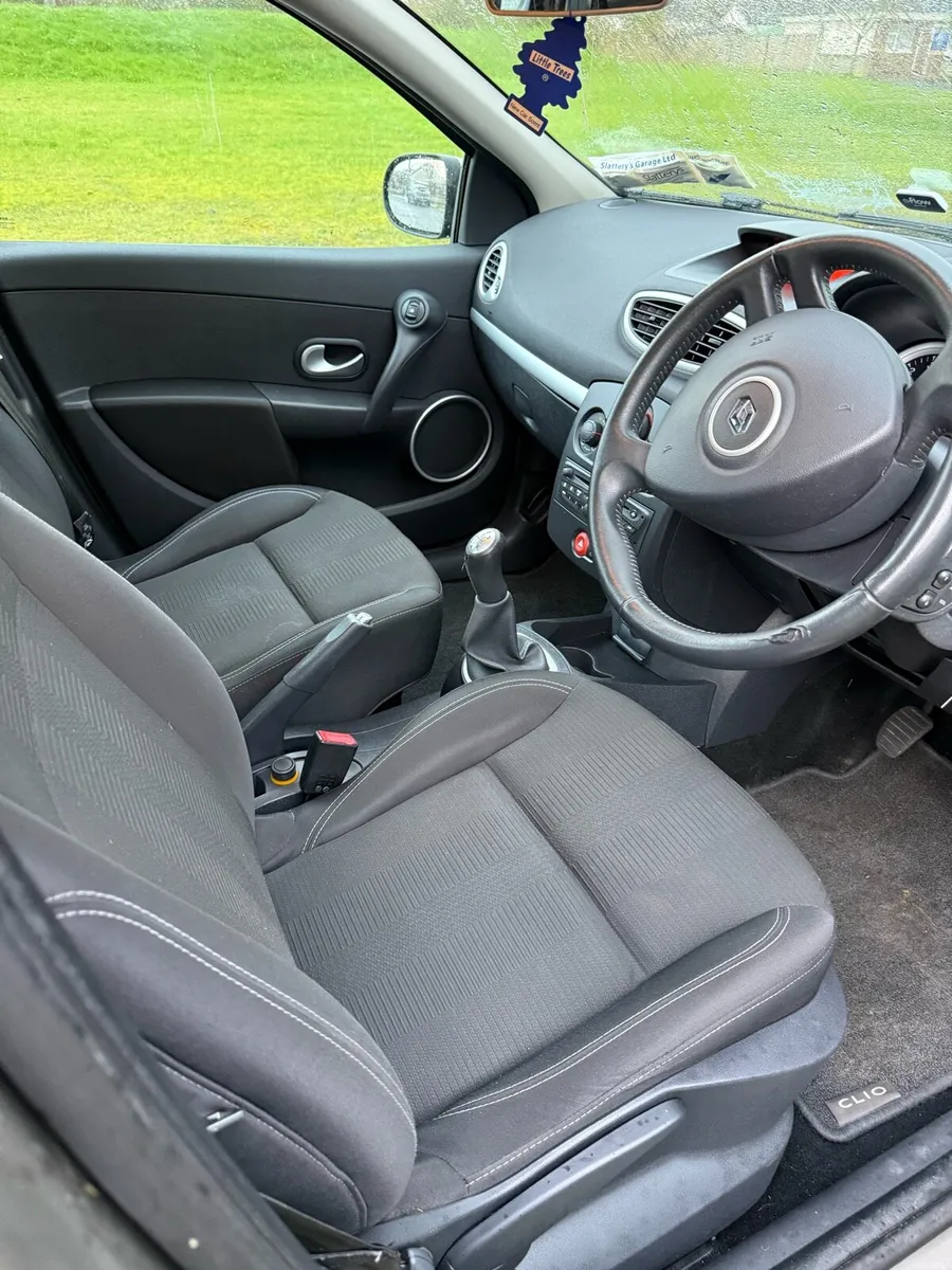 2010 Renault Clio 1.1 Petrol, NCT’d Feb ‘27 - Image 6