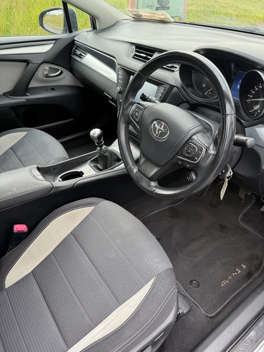 Toyota Avensis - Image 6