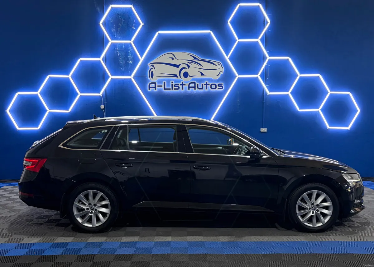 Skoda Superb 2.0TDI Combi Amb / FINANCE AVAILABLE - Image 2