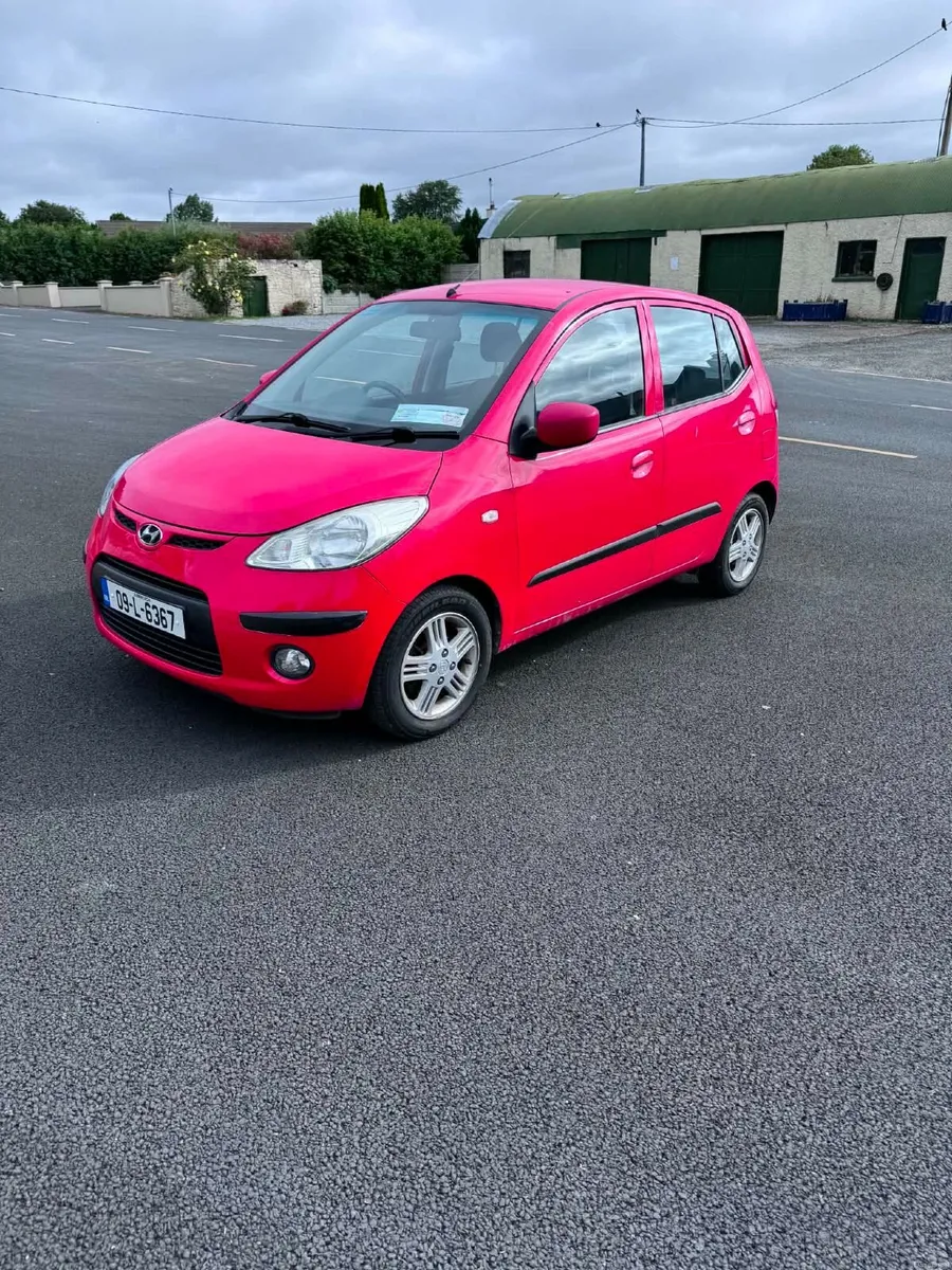 Hyundai i10 2009 - Image 1