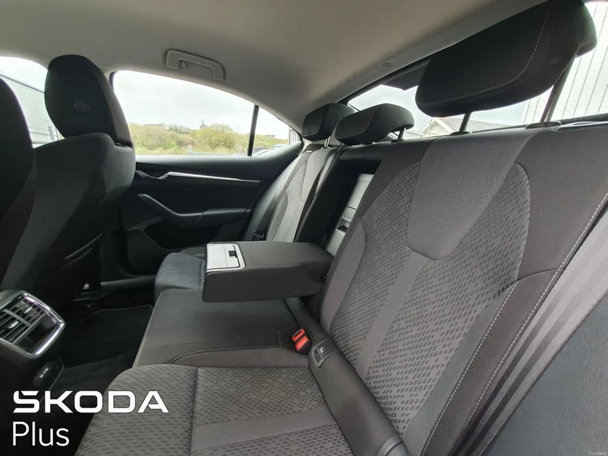 Skoda Octavia Style 2.0TDi 115HP - Two Year Warran - Image 6