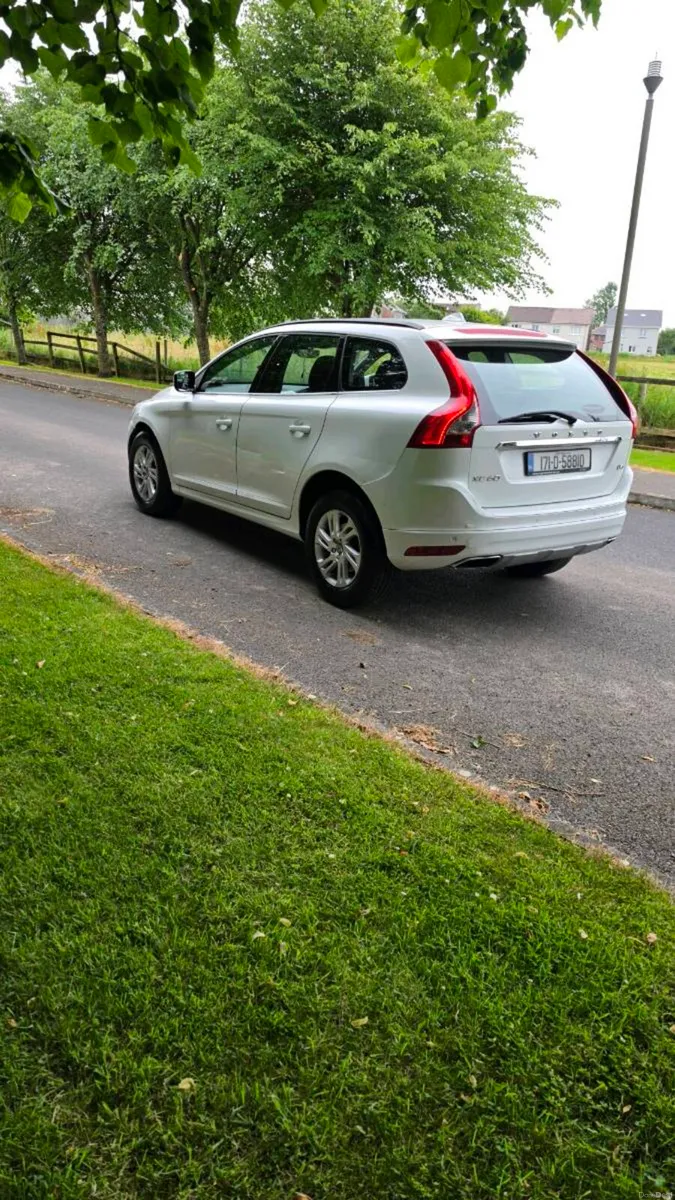 Volvo xc60 NEW NCT TAX - Image 2
