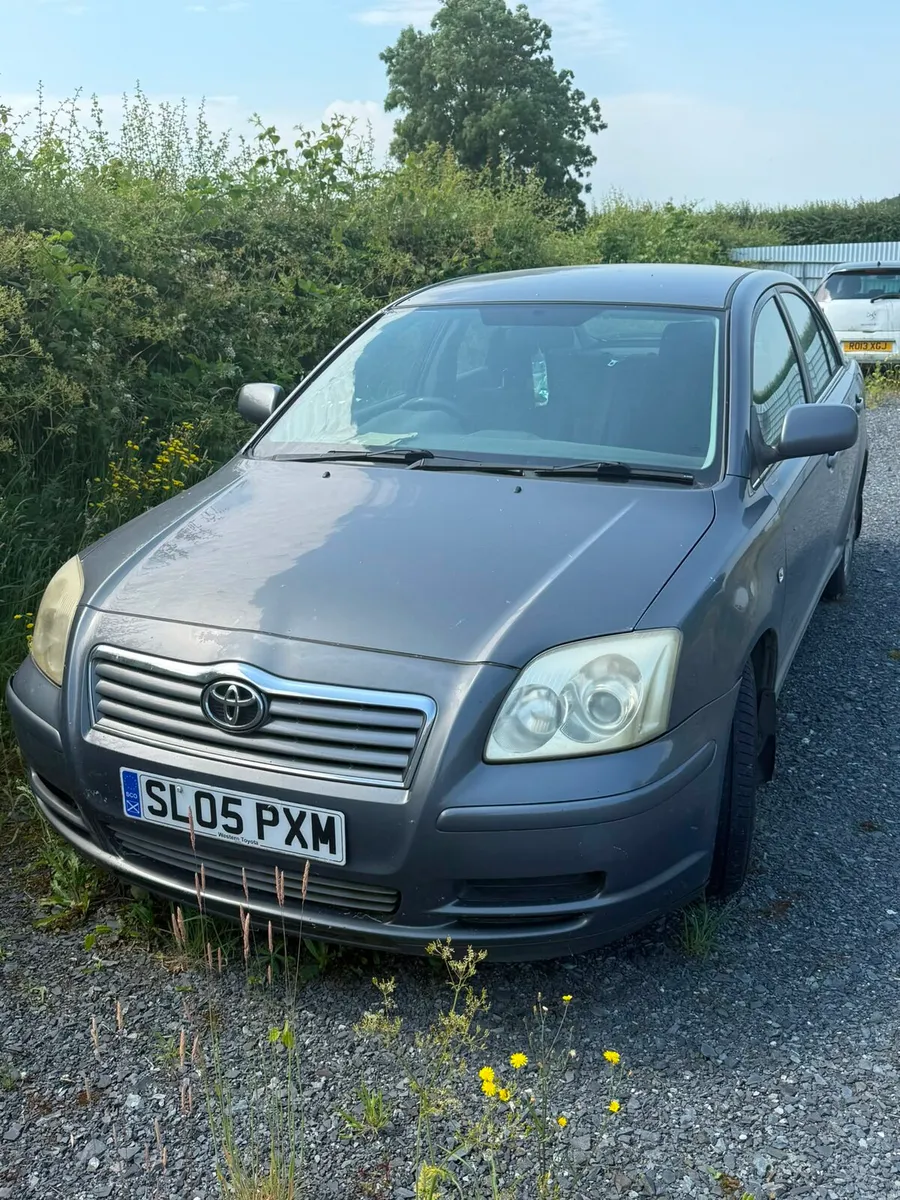 Toyota Avensis - Image 2