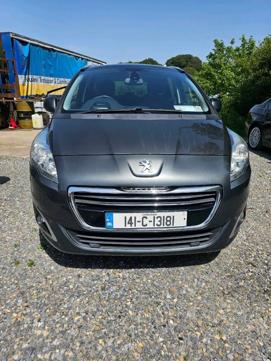 Peugeot 5008 - Image 1