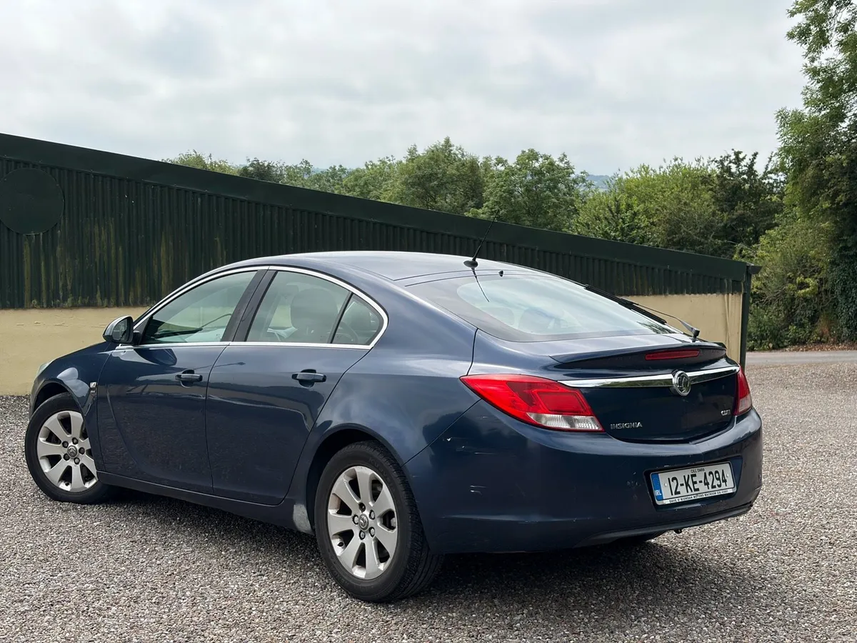 Vauxhall insignia Auto NCT05/2027 - Image 4