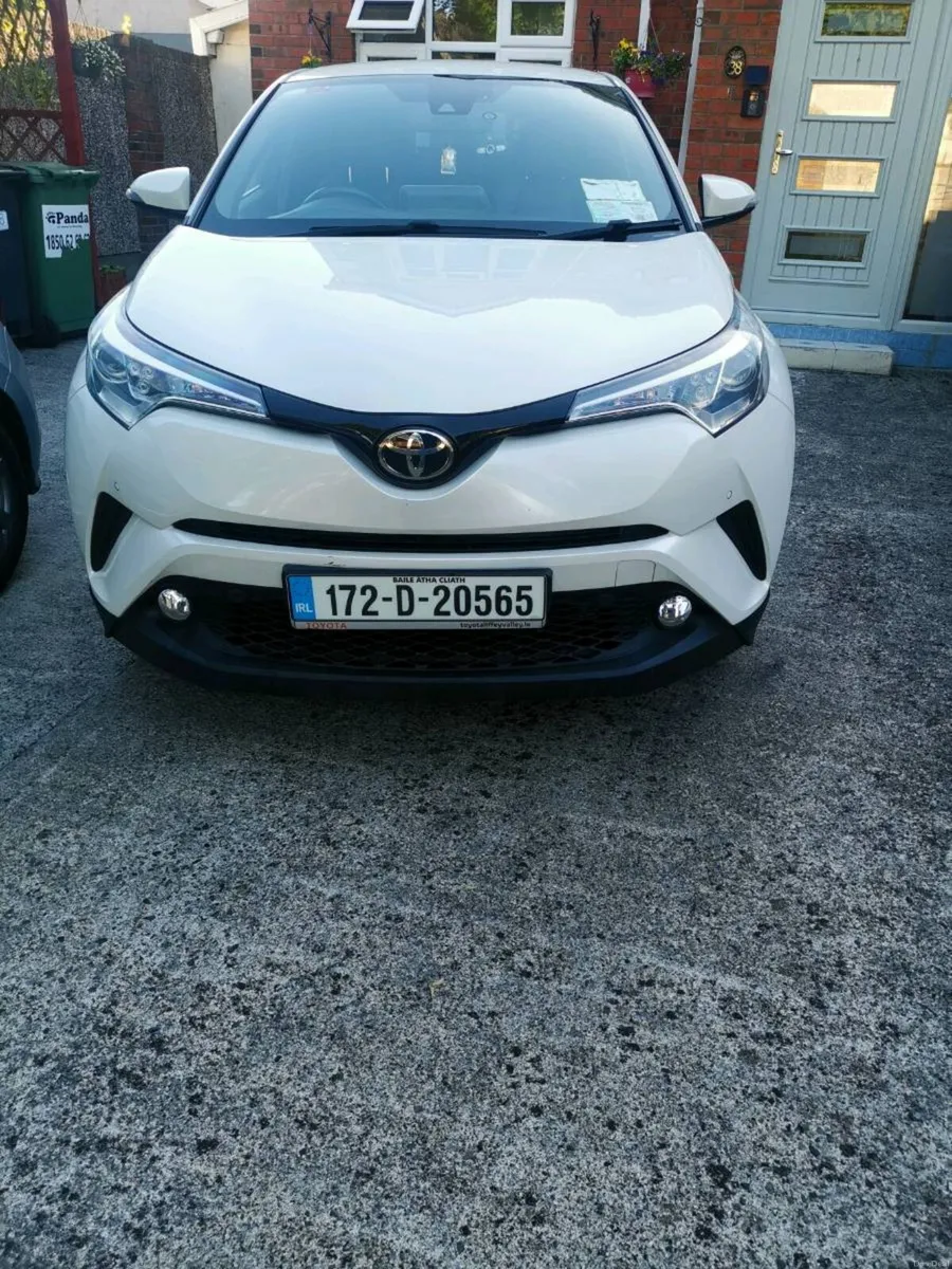 TOYOTA C-HR .1.2L T.Luna 5dr only 50900km Manual - Image 1