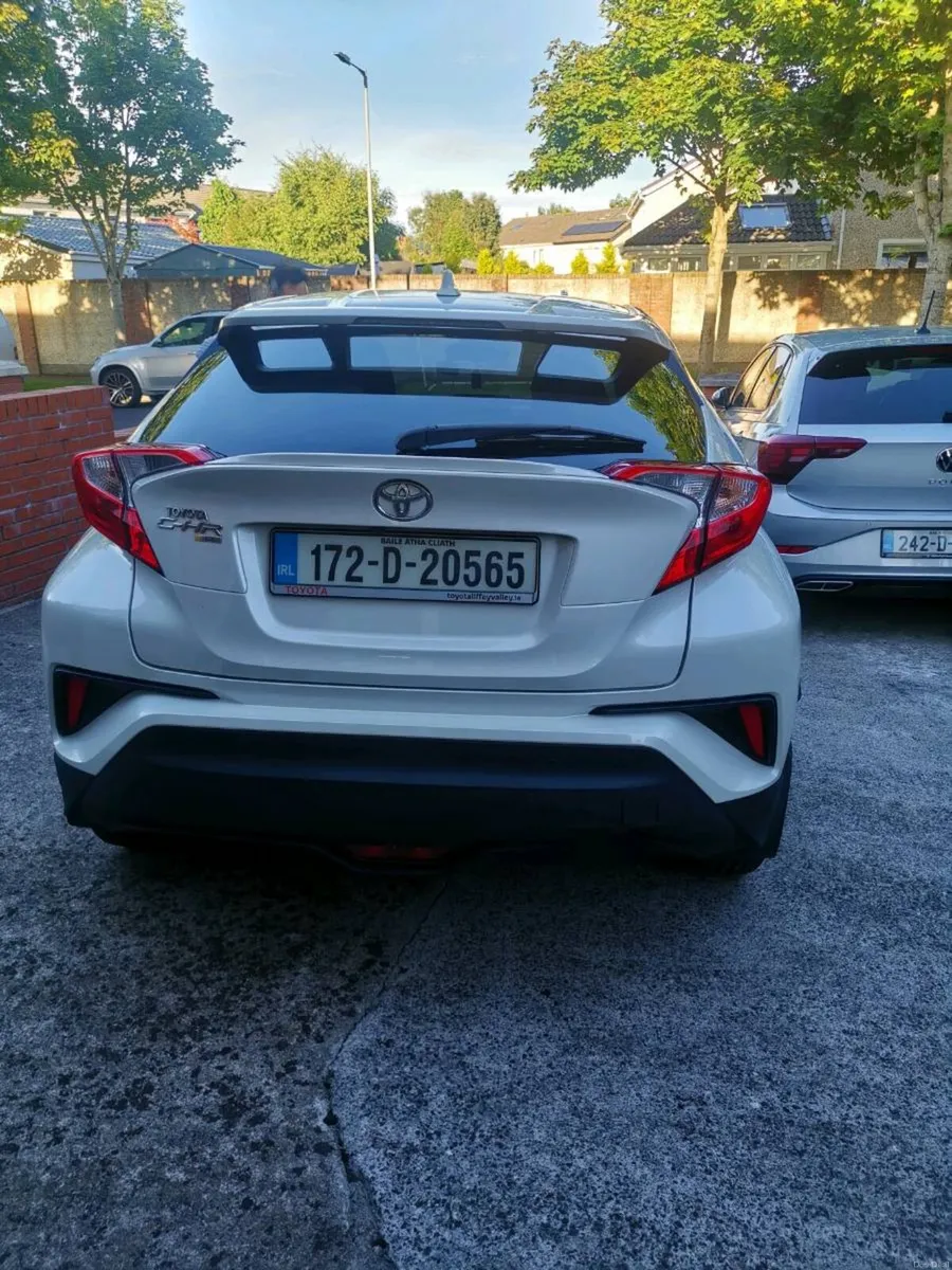 TOYOTA C-HR .1.2L T.Luna 5dr only 50900km Manual - Image 2