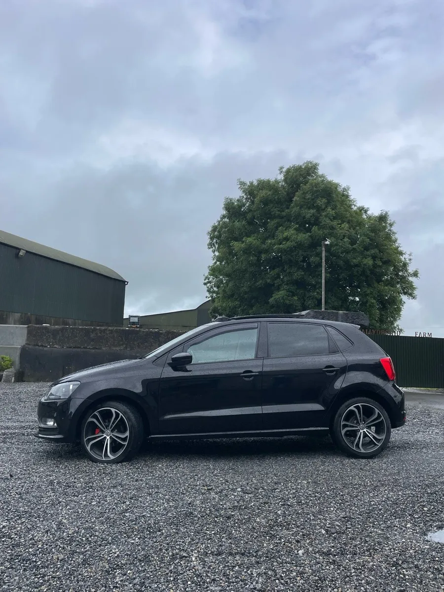 162 Volkswagen Polo - Image 4