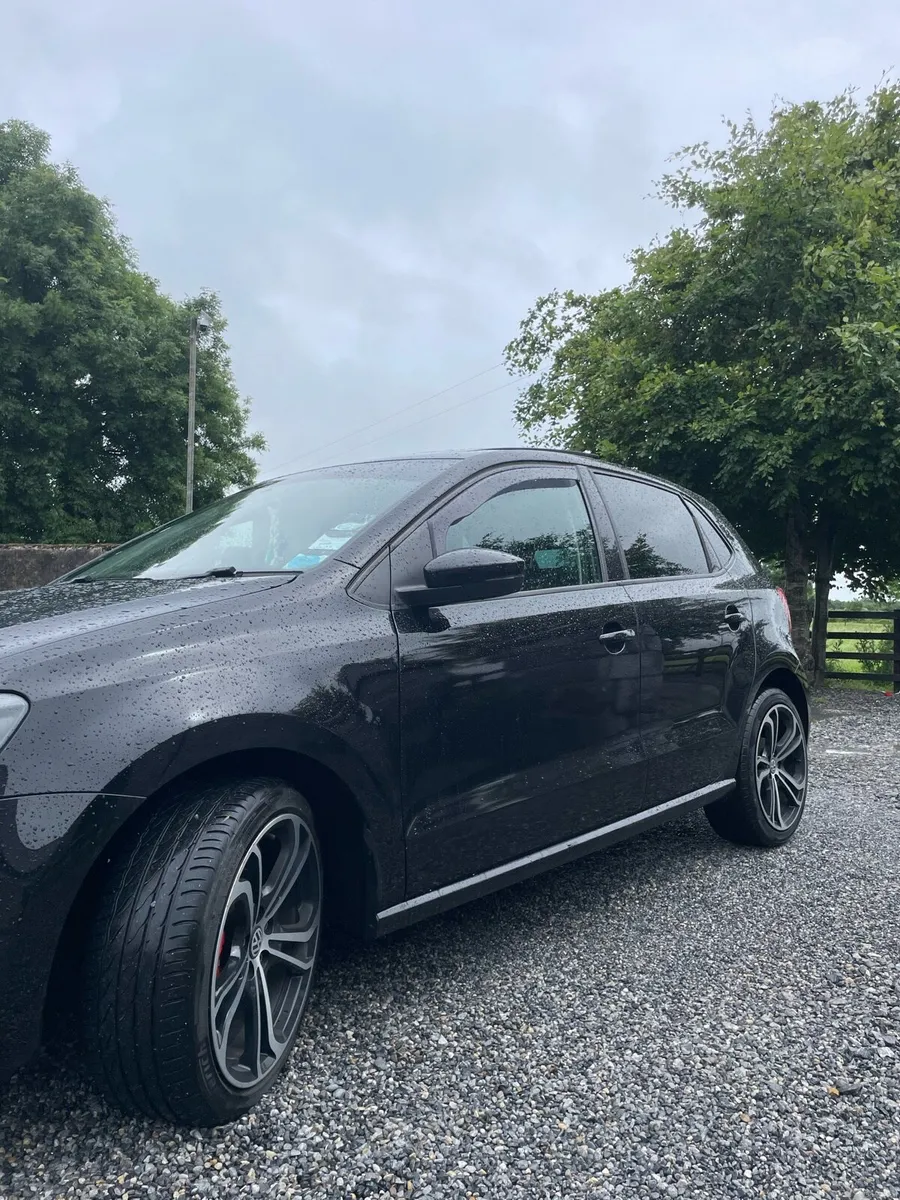 162 Volkswagen Polo - Image 3