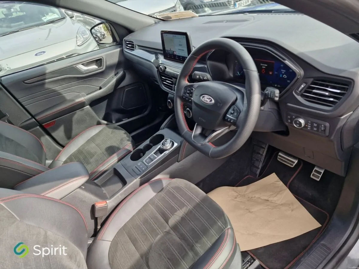 Ford Kuga 2.5 Duratec 225PS PHEV ST-Line X Auto - Image 3