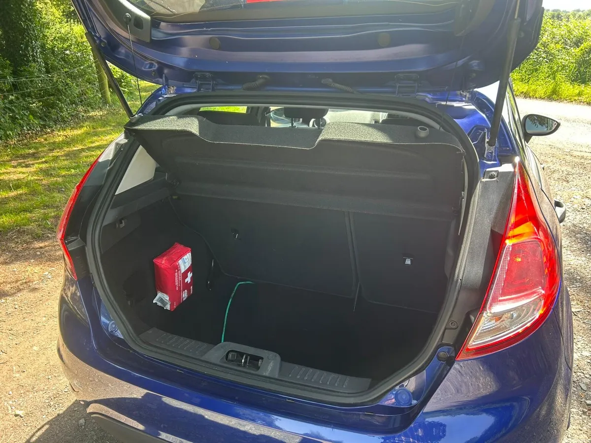 FORD Fiesta 1.2 Petrol - Image 6