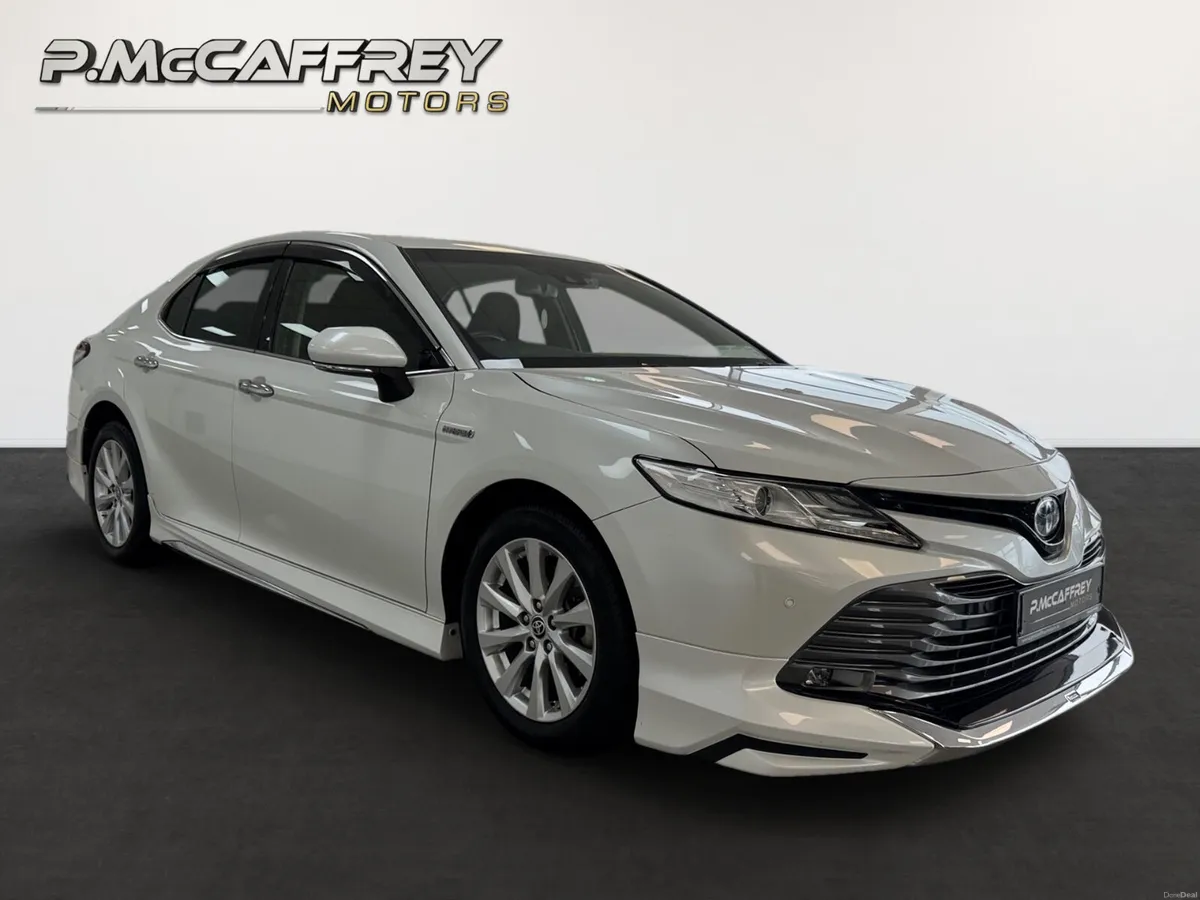 2020 Toyota Camry 2.5 Self Charging Hybrid - Image 3
