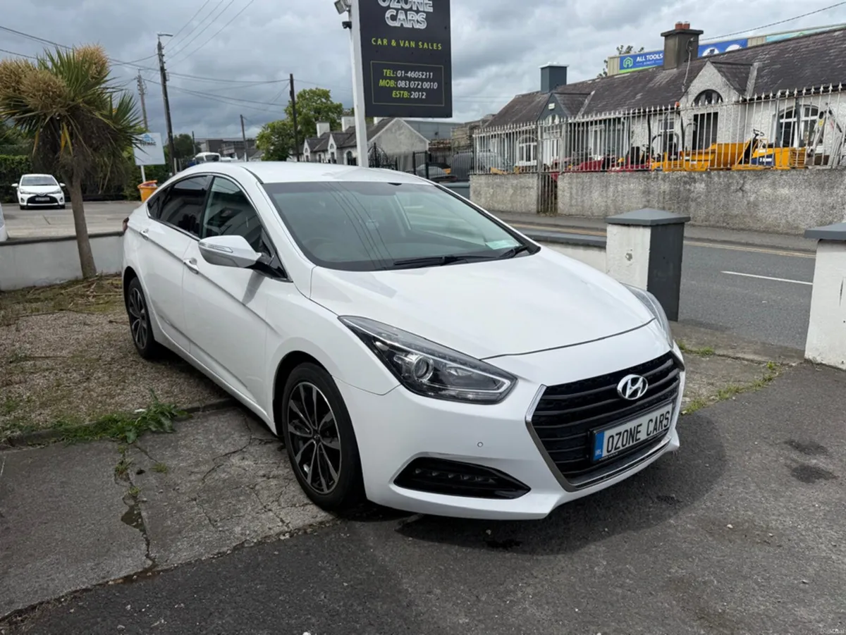 Hyundai i40 1.7 CRDI SE NAV BUS 141PS - Image 2