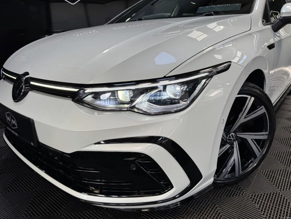 Volkswagen Golf 2.0 TDI R-LINE//AUTOMATIC//29,561K - Image 4